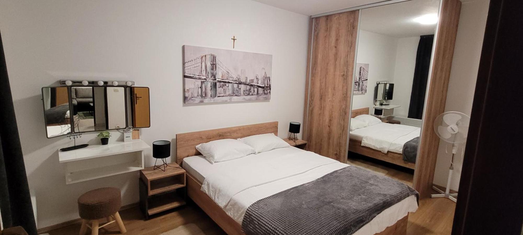 Apartamento Kod Dide - Entry With Pin 0-24H Slavonski Brod Exterior foto