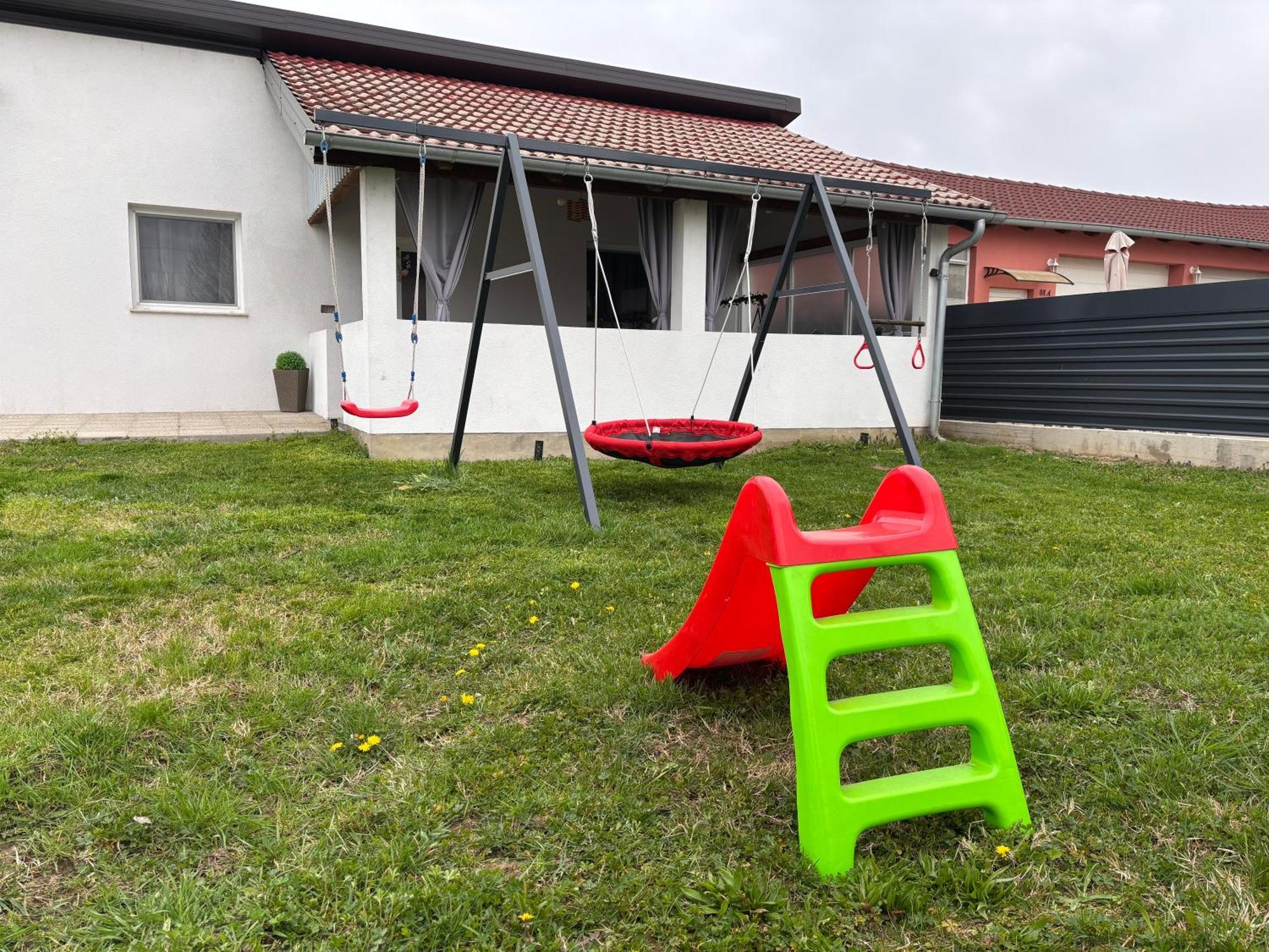 Apartamento Kod Dide - Entry With Pin 0-24H Slavonski Brod Exterior foto